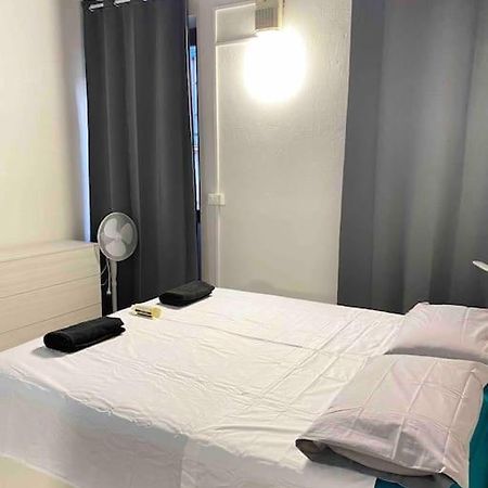 Low-Cost Teatro Romano Apartment Верона Екстериор снимка